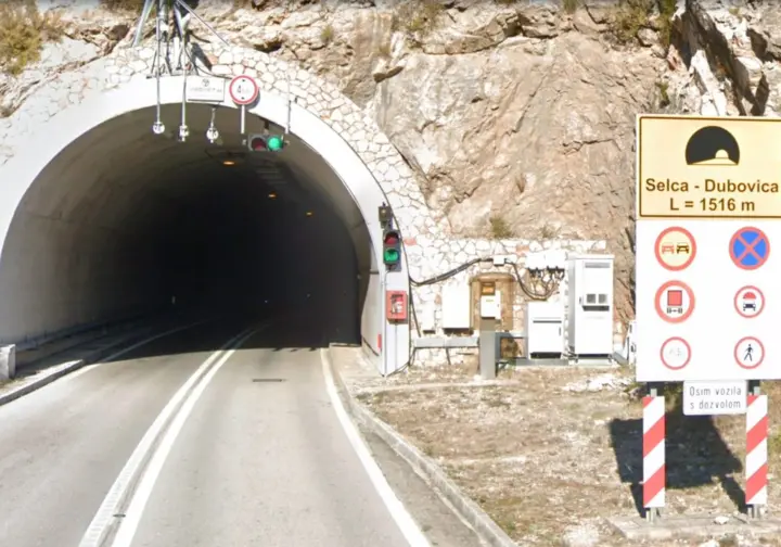 Obavijest o zatvaranju tunela Selca Dubovica na državnoj cesti DC116, o. Hvar