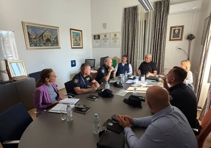 O JAVNOJ SIGURNOSTI I AKTIVNOSTIMA USUSRET TURISTIČKOJ SEZONI