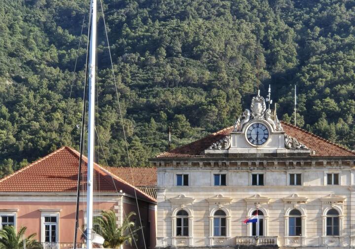13.8. -  XVI. sjednica Gradskog vijeća Grada Staroga Grada